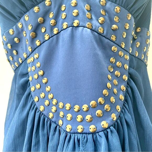 BCBGeneration blue studded sleeveless‎ party dress woman’s size 6 - Picture 4 of 8